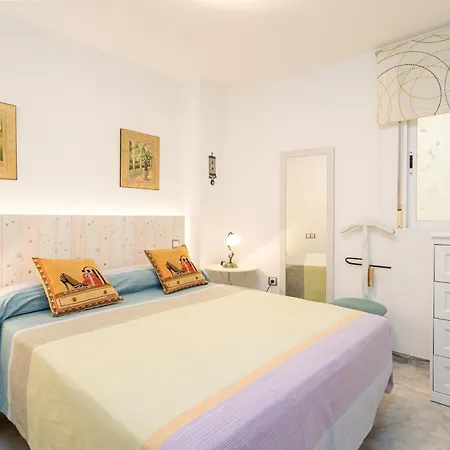 Apartment Beautiful With Pool Marbella